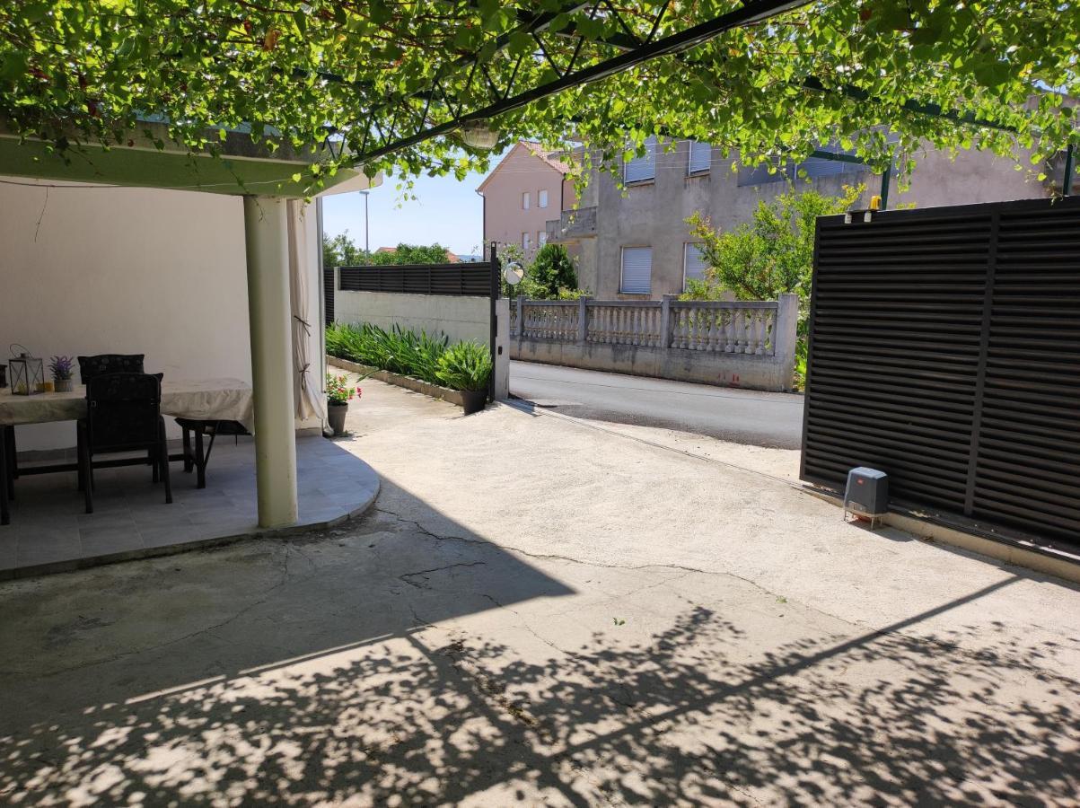 Apartments Valeria Kaštela المظهر الخارجي الصورة