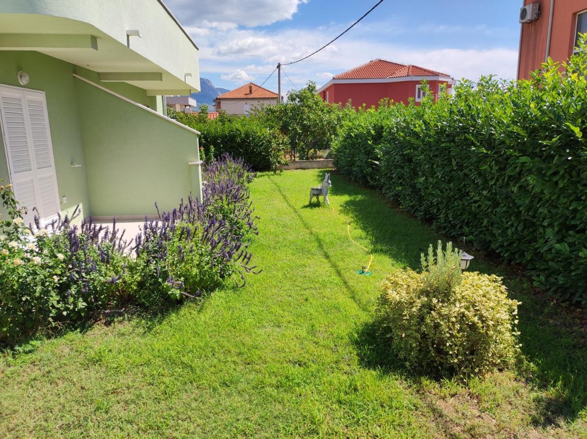 Apartments Valeria Kaštela المظهر الخارجي الصورة