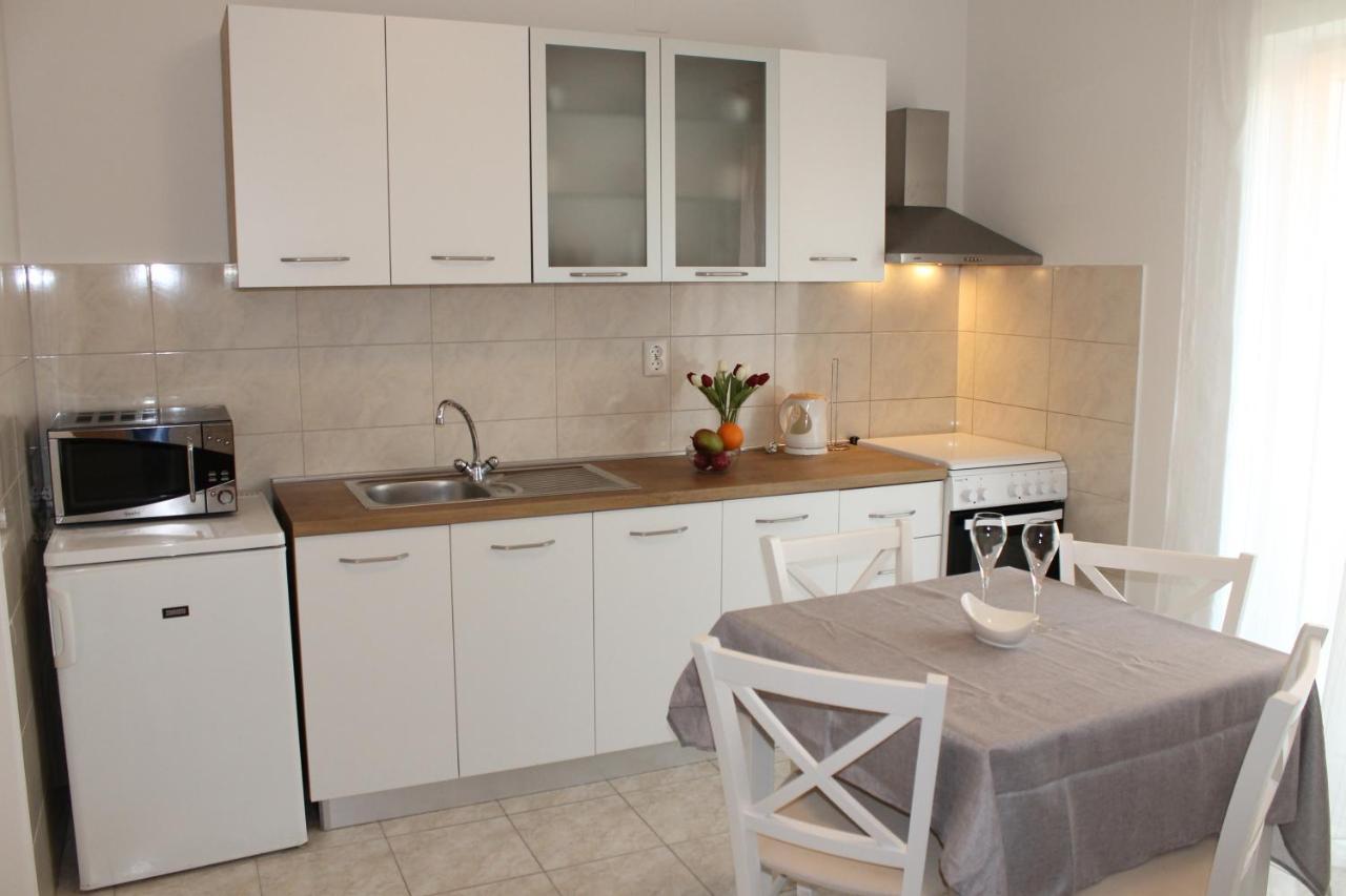 Apartments Valeria Kaštela المظهر الخارجي الصورة