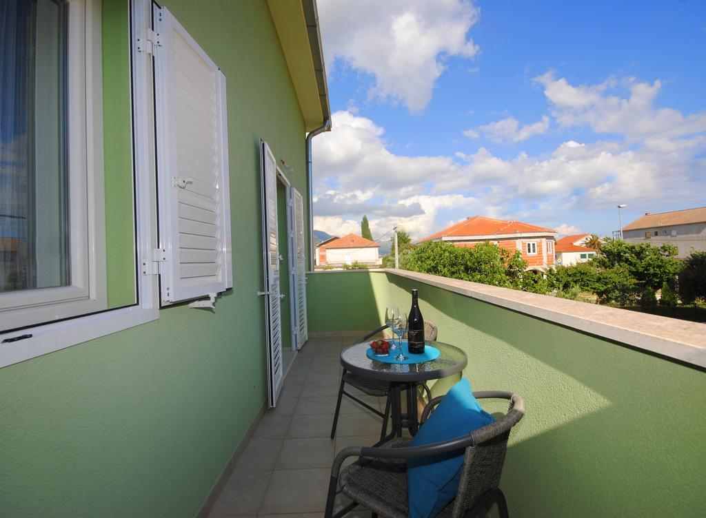 Apartments Valeria Kaštela المظهر الخارجي الصورة